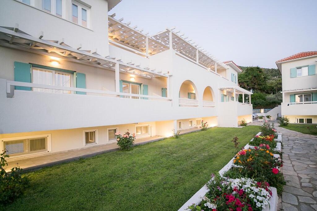 Sunrise Village Hotel Apartments Skopelos Dış mekan fotoğraf